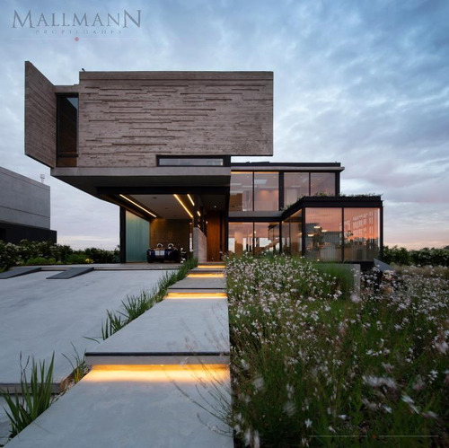 Casa En Pilará I Mallmann Propiedades
