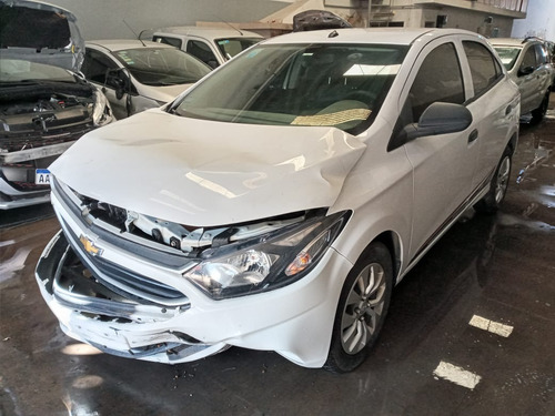 Imagen 2 de 5 de Chevrolet Onix