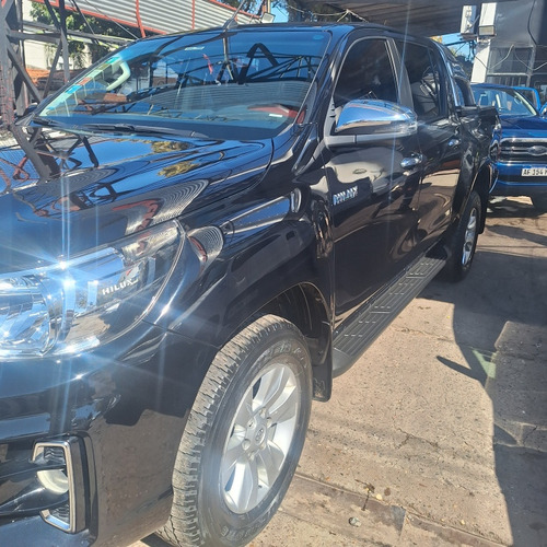 Toyota Hilux Pick-up 2.8 Cd Srv 177cv 4x4