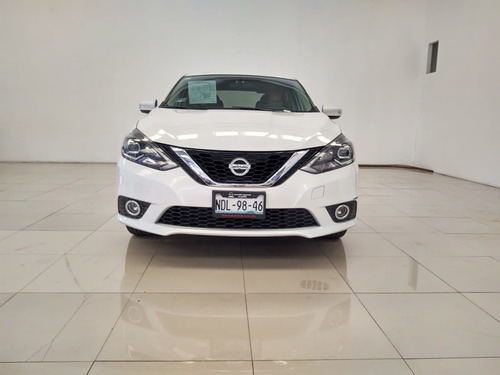 Imagen 8 de 15 de Nissan Sentra 2018 1.8 Exclusive At Cvt