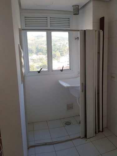 Apartamento 2 Quartos Em Porto Alegre Ótima Localização!