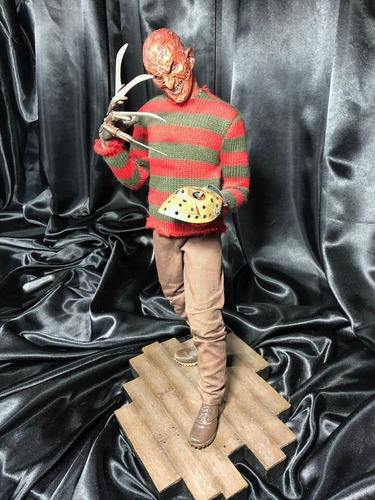 Demon Freddy Premium Format - Freddy Vs Jason Sideshow