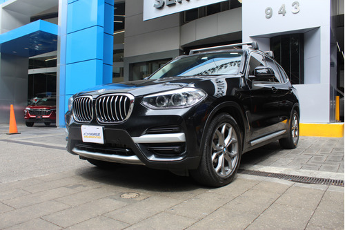 BMW X3 5p xDrive 30i X Line L4/2.0/T Aut