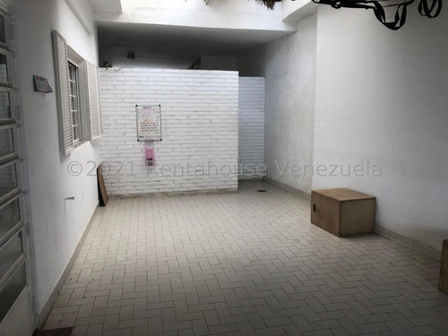 Imagen 5 de 16 de Casa En Alquiler En Altamira. Mls 22-11681. Maria Jose Diaz 04241747490