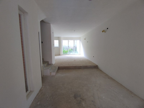 Imagen 17 de 24 de Sky Group Vende Townhouse En Terrazas De Camoruco, Valencia Atth-jc