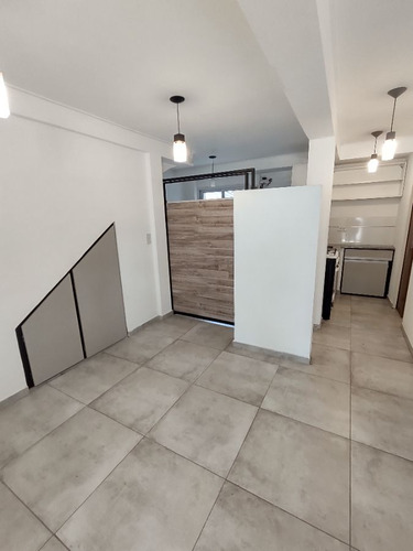 Imagen 2 de 12 de Calle 120 Entre 35 Y 36 - Ph 1 Dormitorio En La Plata