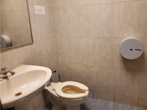 Alquilo Local Comercial 87m2 La Castellana 4656