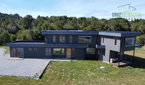 Casa Con Vista Al Lago En Puerto Varas 