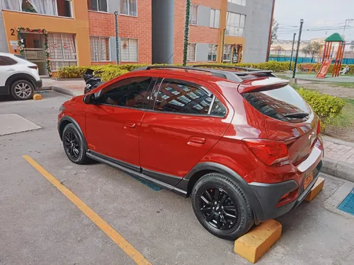 Chevrolet Onix Active Crossower