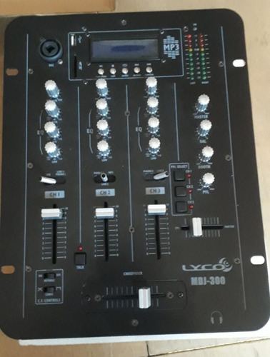 Mixer Para Dj Lyco Mdj 300 Pro 3 Canais  Melhor Que Vmx 200