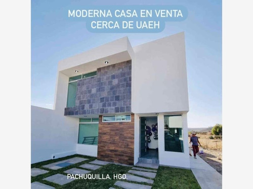 Imagen 1 de 9 de Casa Sola En Venta En Privada De Solo 9 Casas. Pachuquilla. Nueva