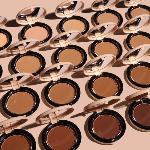 Base de maquillaje en polvo Moira Complete Wear foundation tono 200w - 9.168mL 9g