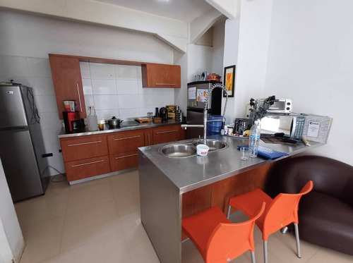 Casa Alquiler En El Hatillo, 630 M2 De Terreno, 250 M2 Const