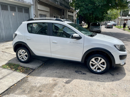 Renault Sandero Stepway 1.6 Privilege 105cv Nac