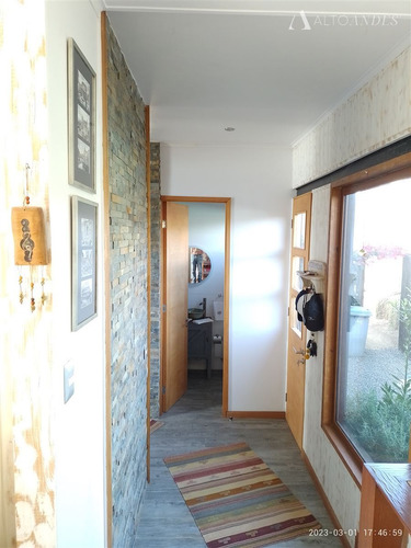 Casa En Venta De 3 Dorm. En Quintero