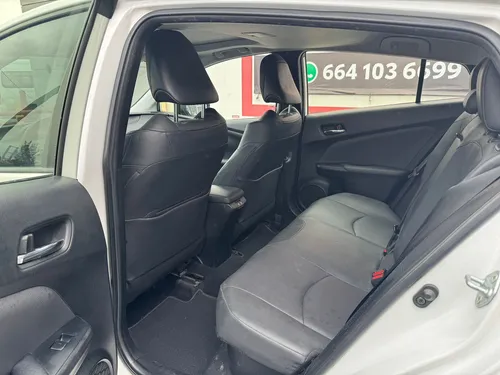 Toyota Prius 1.8 Premium Cvt