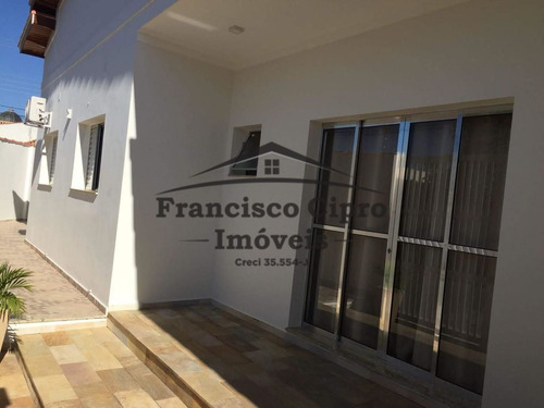 Imagem 1 de 20 de Casa À Venda No Bairro Jardim Paraíba - Aparecida/sp - Cs442