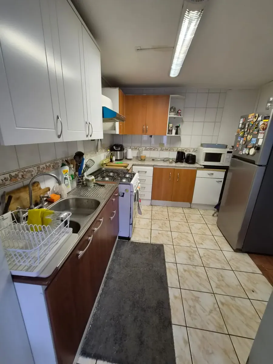 Imagen 4 de 12 de Encantadora Casa Remodelada En Peñalolén 4d + 1b