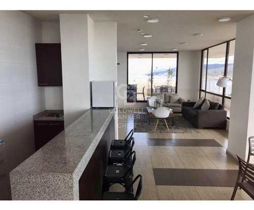 Excelente Departamento Cerca De Parque Ecuador Y Servicios