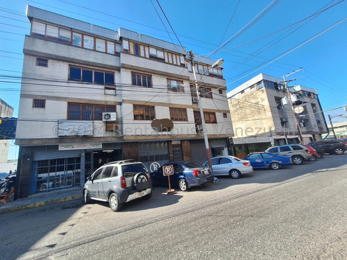 Se Vende Edificio Centro De Maracay Calle Paez Fvina