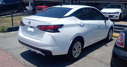 Nissan Versa 1.6 Sense Cvt