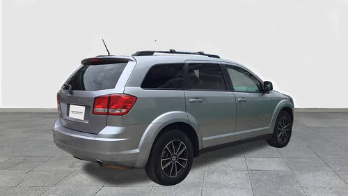 Imagen 4 de 10 de Dodge Journey 5 Pts Se, 24l, Ta, 7 Pas, Ve, Ra-17