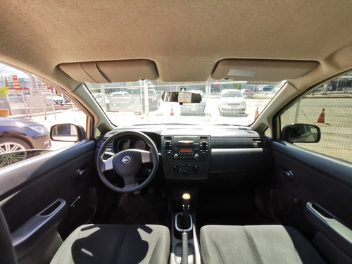 Imagen 9 de 12 de Nissan Tiida Sense 1463
