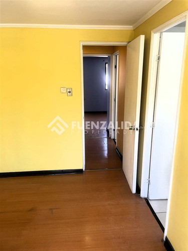 Casa Familiar En Venta De 4d 4b En Ciudad Satelite Maipú