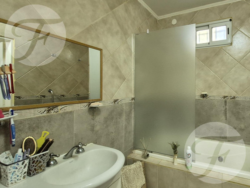 Casa Quinta En Venta Barrio Los Azahares, San Pedro