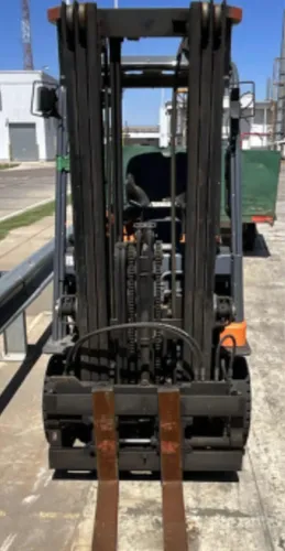 Apilador Eléctrico Autoelevador Toyota 7fb15 Torre Triple (Usado)