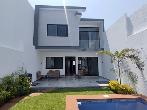 Casa Nueva En Brisas De Cuernavaca, Temixco Morelos.