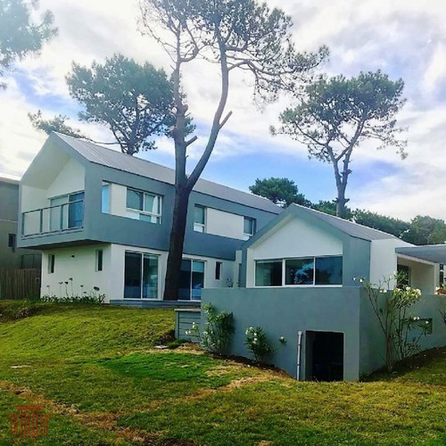 Casa En Jose Ignacio , Barrio Privado - Ref: 13090