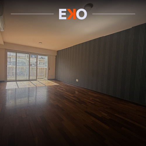 Alquiler 2 Dormitorios Punta Carretas, 2 Suites, 1 Baño Social, Cocina Definida, Garaje Box, Piso 8 Al Frente Con Balcón Al Norte.