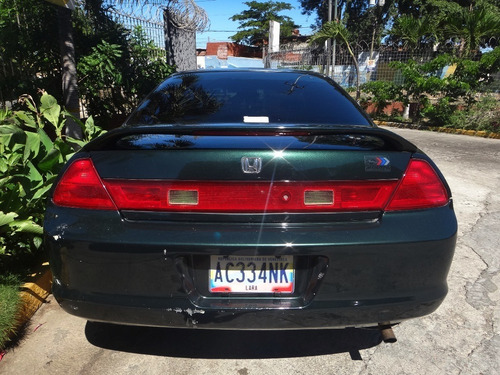 Imagen 5 de 14 de Honda Accord Sincrónico 2 Ptas