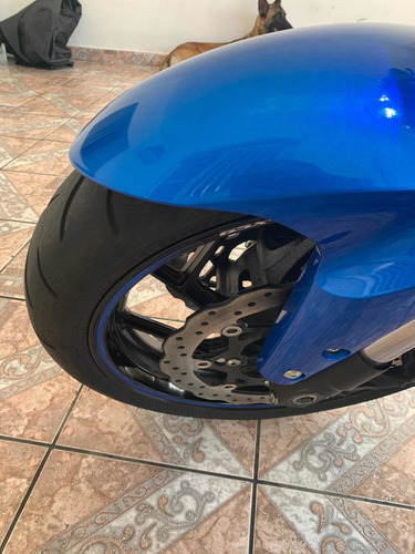 Suzuki Gsx-s750