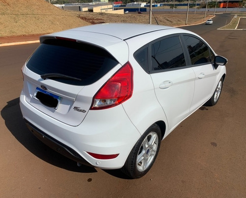 Imagem 4 de 11 de Ford Fiesta 1.6 Ti-vct Flex Sel Powershift