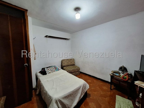 Oportunidad De Inversión Casa En Venta Urb Las Acacias Zona Comercial 25-12564 Hc