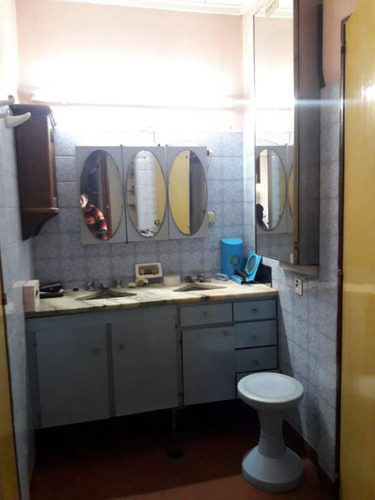 3 Locales , Galpon + Vivienda En 1ºpiso