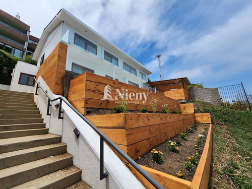 Casa Rentando 10% Anual. 6 Dorm, Vista Al Mar . Reñaca