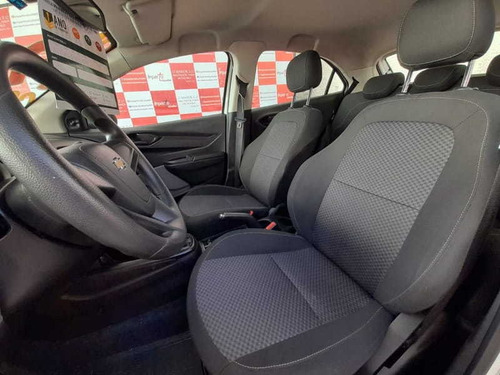 Imagem 9 de 13 de Chevrolet Onix 10mt Joye