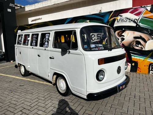 Kombi Clipper Bem Conservada