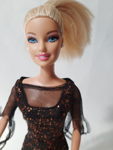Barbie Mattel 2009 (Usado)