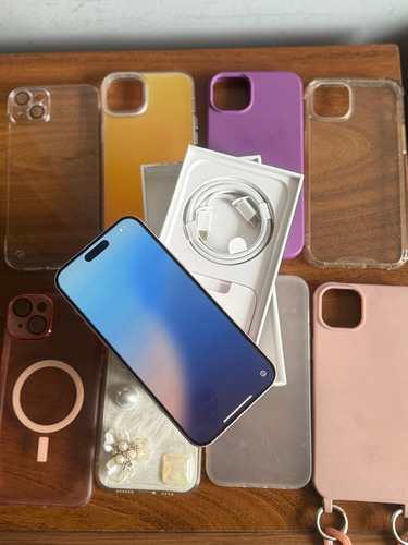 Apple iPhone 15 Plus (256 Gb) - Rosa (Usado)