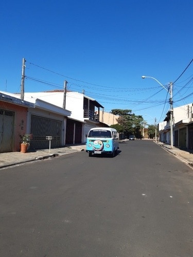 Volkwagen Kombi Uso Misto