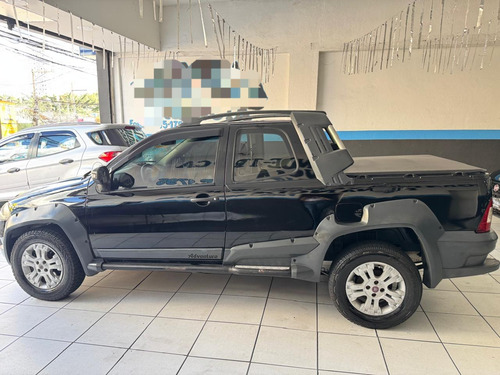Fiat Strada 1.8 16v Adventure Cab. Dupla Flex 2p