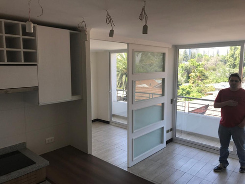 Se Vende! Departamento 1d+1b+1estac. En Macul