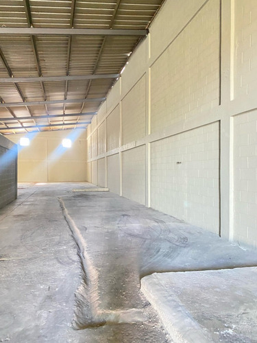 Alquiler De Nave Industrial En Villa Consuelo