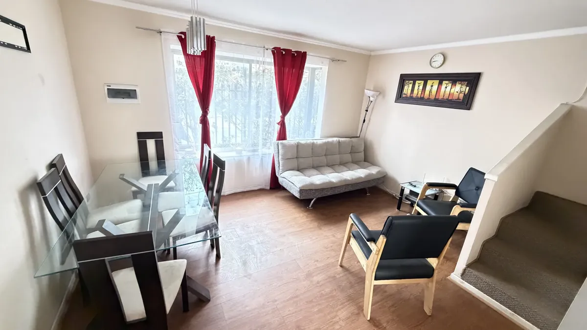 Imagen 1 de 8 de Arriendo Casa Viña Santa Blanca