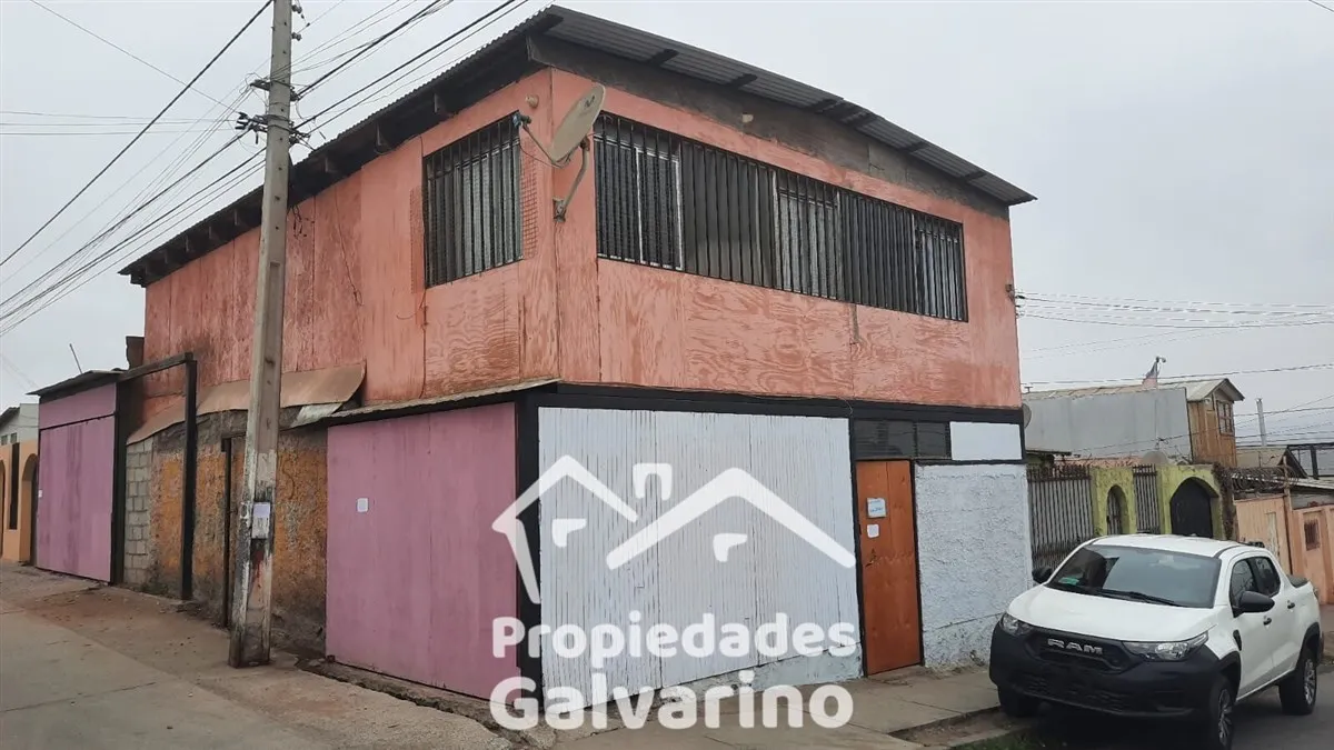 Imagen 1 de 19 de Casa En Venta De 4 Dorm. En La Serena