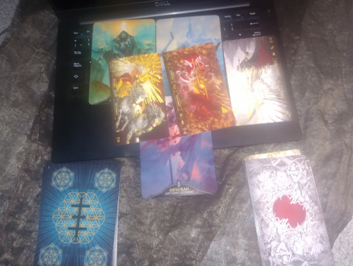 Lectura De Tarot A Distancia Con Angeles Mensajes Diarios.